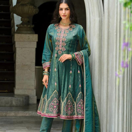 Collection image for: Special Occasion Festive Season - Heavy Suits