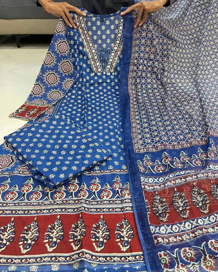 Yasu Vol 52 Mal Cotton Anarkali Kurti Pant Dupatta