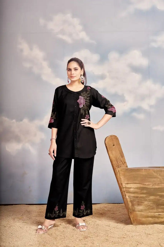 Lila Vol 18 Rayon Co Ord Set Western Design With Thread Work