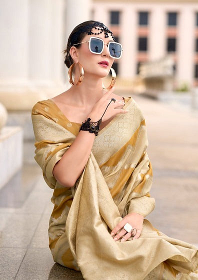 Rajpath Renault Zigzag Pettern Border 720001 Party Wear Saree