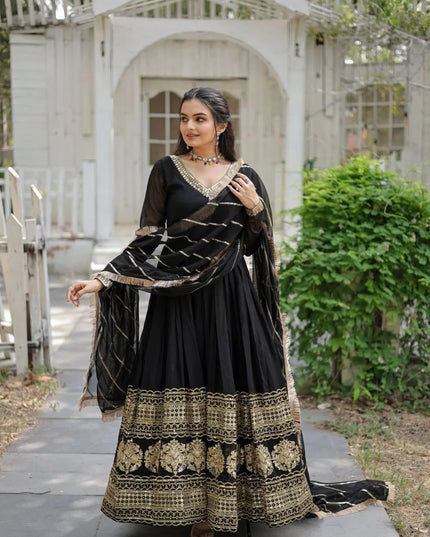 Mohini 9150 Black Color Readymade Gown with Dupatta