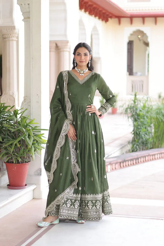 Mohini 9281 Vichitra Silk Embroidery Gown With Dupatta