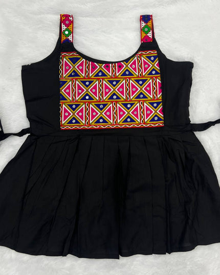 SS2016 Vol 01 Black Rayon Gamthi Embroidery Short Top For Ladies