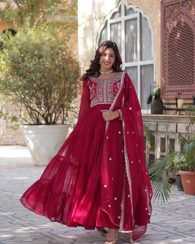 Mohini 9221 Ladies Faux Blooming Georgette Gown With Dupatta