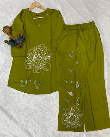 Lila 133 Parrot Viscose Rayon Designer Hend Work Co Ord Set