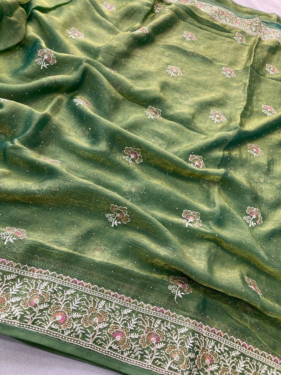 Kiara Hammers 2 Festival Soft Chiffon Silk Saree With Heavy Design