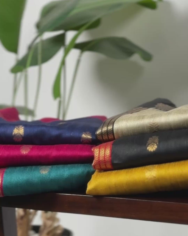 WMN 8002 Poly Cotton Saree With Zari Weaving Work
